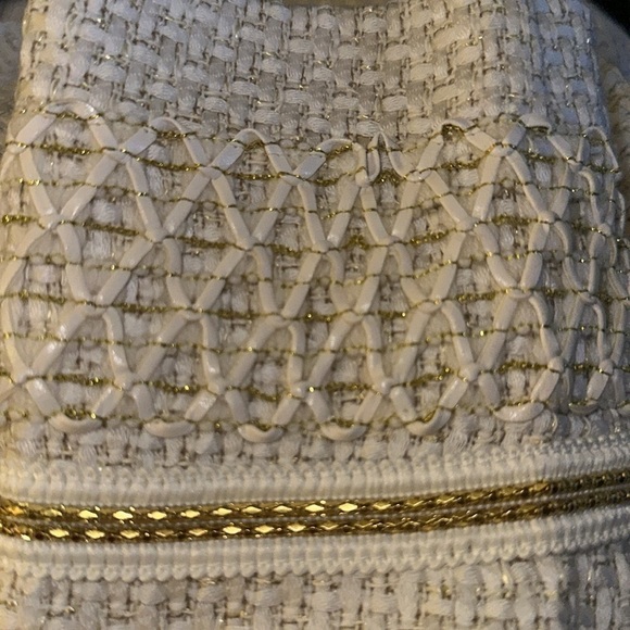 Chico’s Ivory Gold Metallic Embellished Trim Textured Open Jacket - Picture 13 of 14